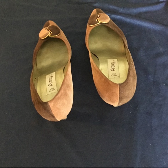 Vintage Italian Proxy Suede Heels - Picture 3 of 16